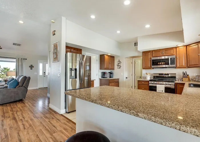 Havasu Oasis W/ Pool & On Quiet Cul-de-sac Holiday home Lake Havasu City