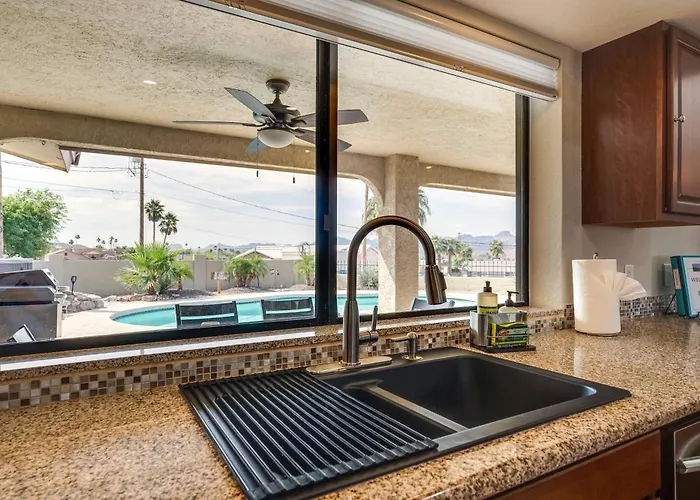 Havasu Oasis W/ Pool & On Quiet Cul-de-sac